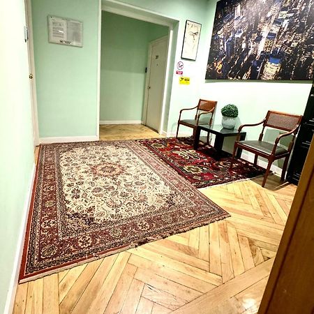 Hostal Asuncion Мадрид Екстериор снимка