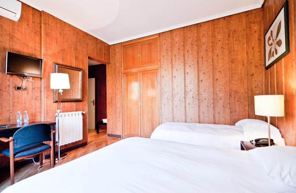Hostal Asuncion Мадрид Стая снимка