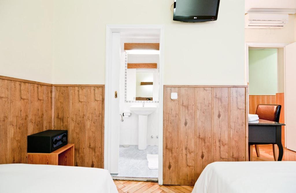 Hostal Asuncion Мадрид Стая снимка