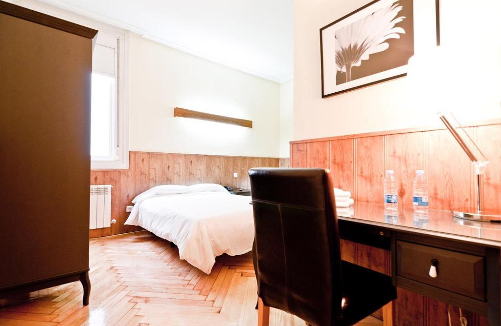 Hostal Asuncion Мадрид Стая снимка